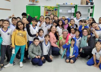 Causos e lendas são trabalhados em escolas de Ilhabela como preparativos para o mês do folclore