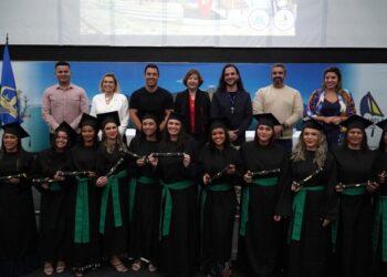 Em formatura de alunos da IETEC, Prefeito de Ilhabela anuncia articulação para implantação da FATEC na cidade