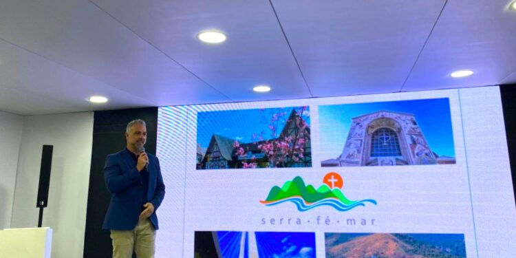 Ilhabela ganha destaque no Salão Nacional do Turismo 2025 com inovação e conservação marinha