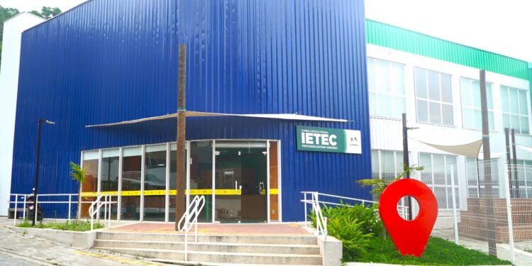 Prefeitura de Ilhabela abre inscrições para curso profissionalizante de Ajudante de Cozinha