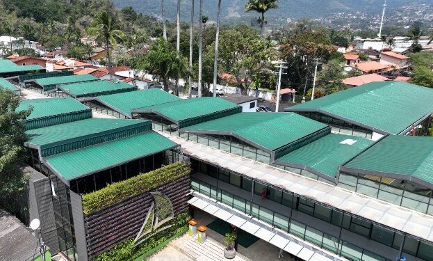 Prefeitura de Ilhabela alerta sobre imóveis em leilão e reforça oportunidade de regularização pelo REFIM 2025