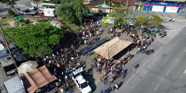 11º Passeio Ecoclístico: cerca de 400 pessoas participam do maior evento ciclístico e sustentável de Ilhabela
