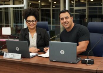 Vereadores solicitam criação da Farmácia Popular Animal em Ilhabela