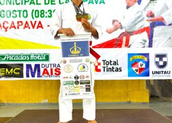 Equipe de Karatê Shotokan de Ilhabela conquista 13 medalhas na Copa Caçapava Open