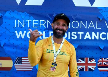 Atletas de Ilhabela conquistam cinco medalhas no Campeonato Mundial de Va’a 2025, em Niterói