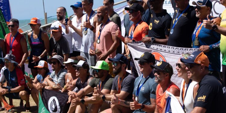 Atletas de Ilhabela conquistam títulos no Campeonato Pan-Americano de Canoagem Oceânica em Molokabra