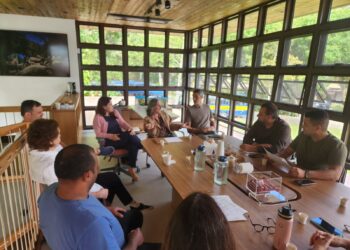 Educação de Ilhabela fortalece parceria com Associação Barreiros para novos projetos em 2026