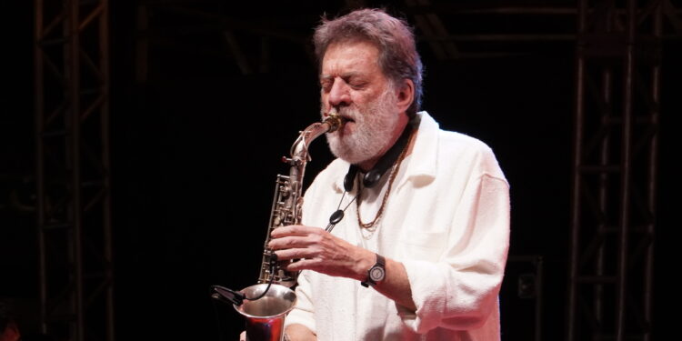 Ilhabela Jazz 2025 encerra edição histórica em quatro dias de evento