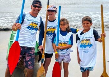 Ilhabela é destaque na Corrida de Canoas em Ubatuba