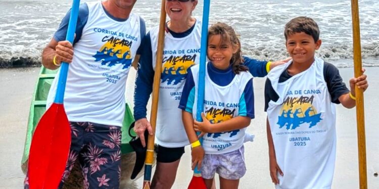 Ilhabela é destaque na Corrida de Canoas em Ubatuba