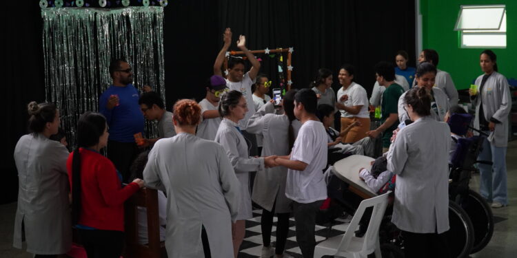 Ilhabela encerra o Setembro Verde com passeata pela inclusão e valorização da pessoa com deficiência