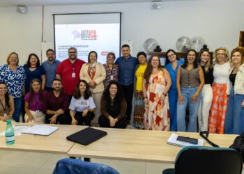 Ilhabela participa de encontro regional para fortalecer estratégias de alfabetização infantil