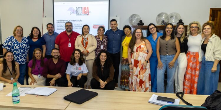 Ilhabela participa de encontro regional para fortalecer estratégias de alfabetização infantil