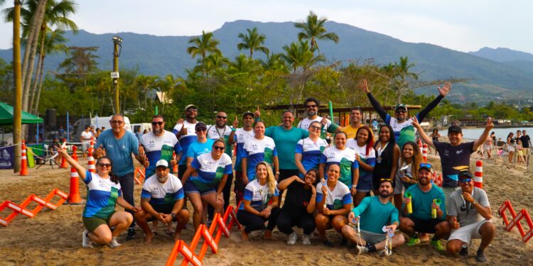 Kids Beach Run reúne mais de 300 crianças na Praia do Perequê em Ilhabela