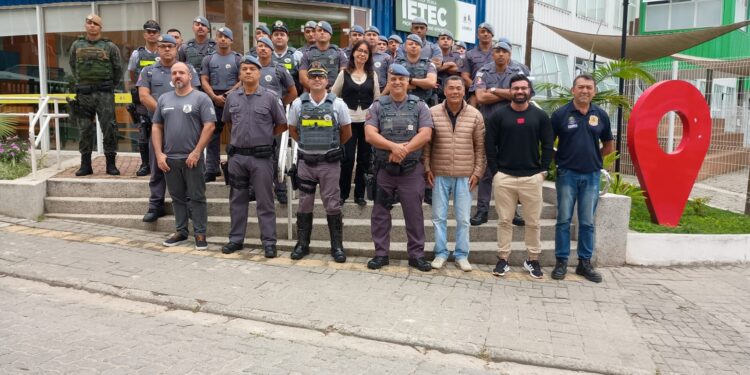 Policiais militares da Atividade Delegada de Ilhabela recebem treinamento para fiscalização em estabelecimentos comerciais