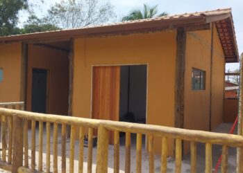 Prefeitura de Ilhabela avança em construção de nova escola em Castelhanos