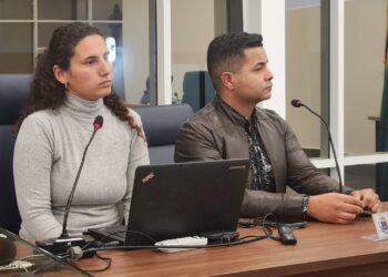 Secretaria de Educação de Ilhabela presta contas no Legislativo