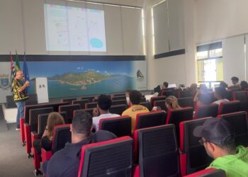 Prefeitura de Ilhabela discute saúde emocional com profissionais da Secretaria de Esporte e Lazer