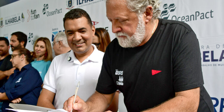 Prefeito Toninho Colucci dá início à 13ª Copa Brasil de Vela em Ilhabela