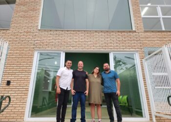 Alunos da Escola Natã Ugo são recebidos na nova escola do Bexiga