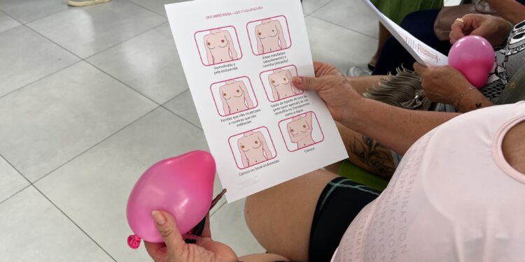 Campanha de Multivacinação mobiliza famílias em Ilhabela durante o Dia D