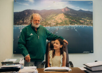 Toninho Colucci realiza o sonho de menina que queria ser prefeita por um dia em Ilhabela