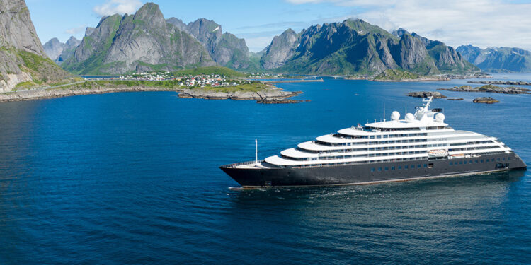 Ilhabela dá início à temporada de cruzeiros com a chegada do luxuoso Scenic Eclipse na próxima quarta-feira (15)