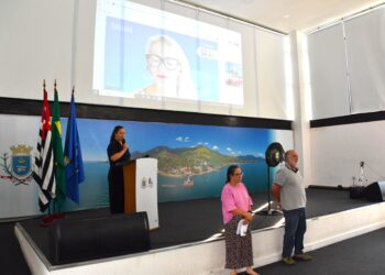 Ilhabela lança Núcleo de Educação Permanente do SUAS para profissionais da assistência social