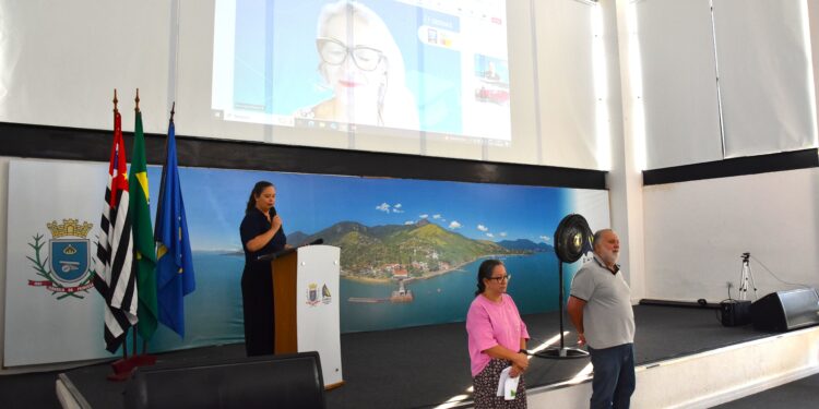 Ilhabela lança Núcleo de Educação Permanente do SUAS para profissionais da assistência social