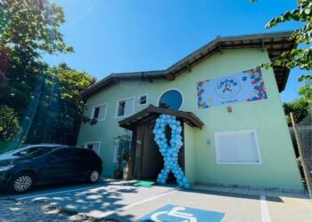 Outubro Rosa: CER-TEA Ilhabela promove dois dias de cuidado e acolhimento voltados à saúde de mães atípicas e profissionais da unidade