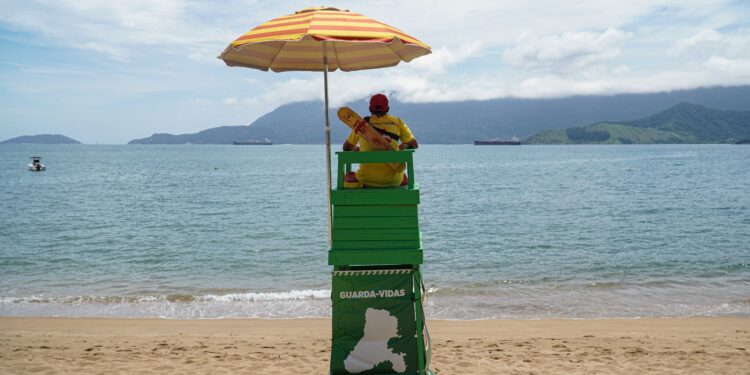 Prefeitura de Ilhabela divulga resultado do processo seletivo para guarda-vidas temporário