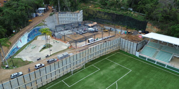 Obra do Polo de Educação Integrada da região Sul de Ilhabela entra em fase final com construção do ginásio poliesportivo