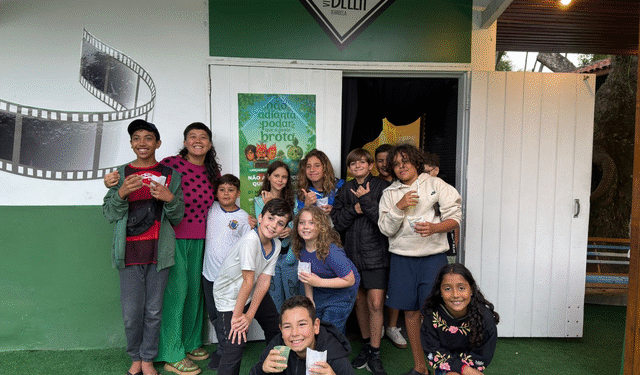 Curta produzido por alunos da E.M. José Antônio Verzegnassi emociona público em lançamento no Cine Villa Bella & Clube
