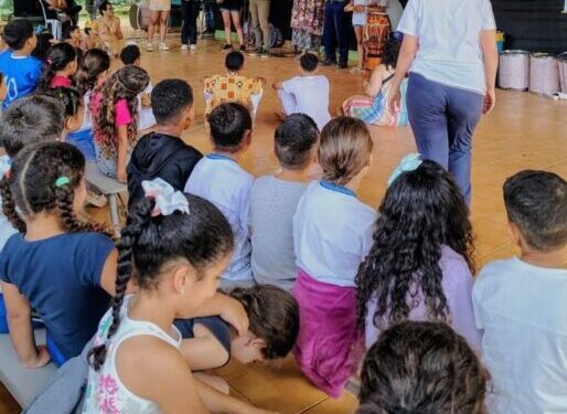 Escola Municipal Paulo Renato, de Ilhabela, é destaque no Prêmio FLUPP 2025 com projeto MUVUCAXÉ