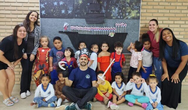 Escolas de Educação Infantil de Ilhabela apresentam feiras do projeto que resgata memórias da infância