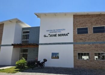 Ilhabela abre inscrições para curso gratuito de Carpinteiro de Obras com aulas práticas e certificação