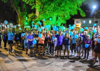 Ilhabela promove caminhada do Novembro Azul e incentiva cuidado integral com a saúde do homem