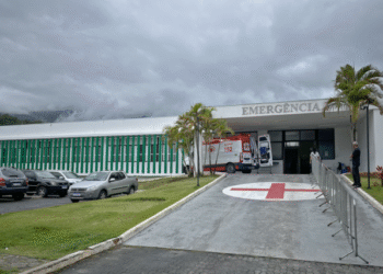 Prefeitura de Ilhabela informa mudança temporária na entrada do Pronto Socorro durante obras de ampliação do Hospital Mário Covas Júnior