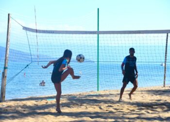 Prefeitura de Ilhabela realiza Torneio Municipal de Futevôlei 2025 na Praia da Siriúba