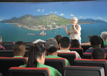 Prefeitura de Ilhabela realiza capacitação de funcionários da limpeza urbana para áreas de preservação ambiental