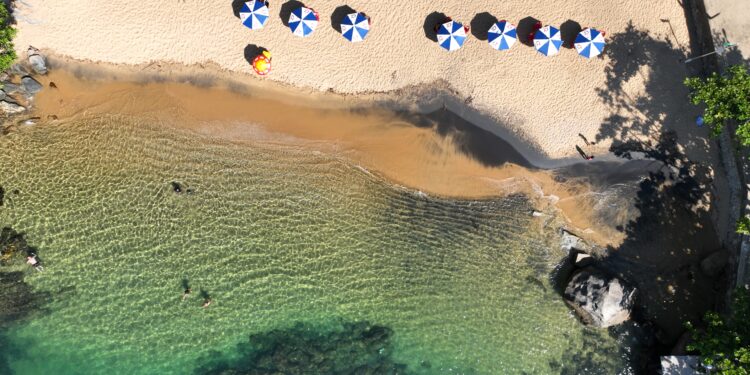 Prefeitura de Ilhabela reforça orientações sobre o uso das praias durante a temporada de verão