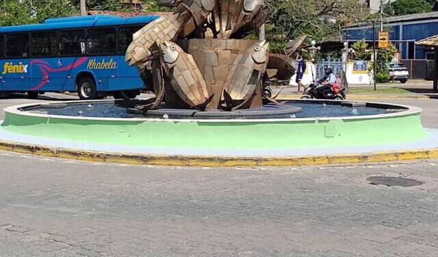 Prefeitura revitaliza rotatória do Itaguassú, um dos cartões-postais de Ilhabela