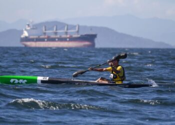 Equipe de Ilhabela conquista título por equipes na 3ª Etapa do Brasileiro de Canoagem Oceânica em Paranaguá