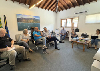 Prefeito Colucci exige que Sabesp cumpra contrato e melhore serviço na cidade