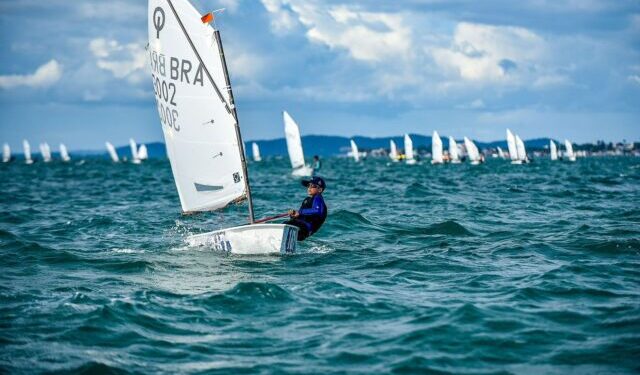 Velejador de Ilhabela fica entre os quatro melhores do Brasil na Copa Brasil de Estreantes