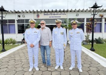 Prefeito Toninho Colucci prestigia posse do novo comandante da Capitania dos Portos em São Sebastião
