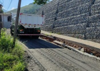 Prefeitura de Ilhabela realiza mutirão de serviços no Morro da Irene