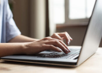 Prefeitura de Ilhabela abre inscrições para novos pedidos do Programa Bolsa de Estudos até 28 de fevereiro