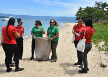 Programa “Conexão Sustentável Verão” promove mais uma edição com limpeza e conscientização na Praia do Pequeá