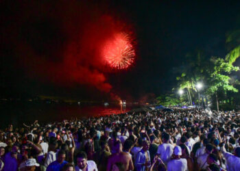Réveillon em Ilhabela reúne cerca de 50 mil pessoas com programação descentralizada e queima de fogos sem estampido